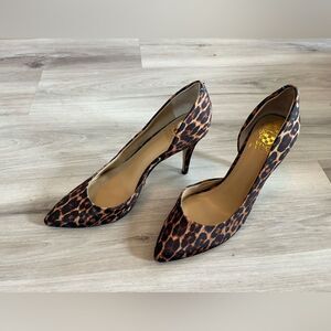 Vince Camuto 8 Leather Animal Print Pointed Toe Heels